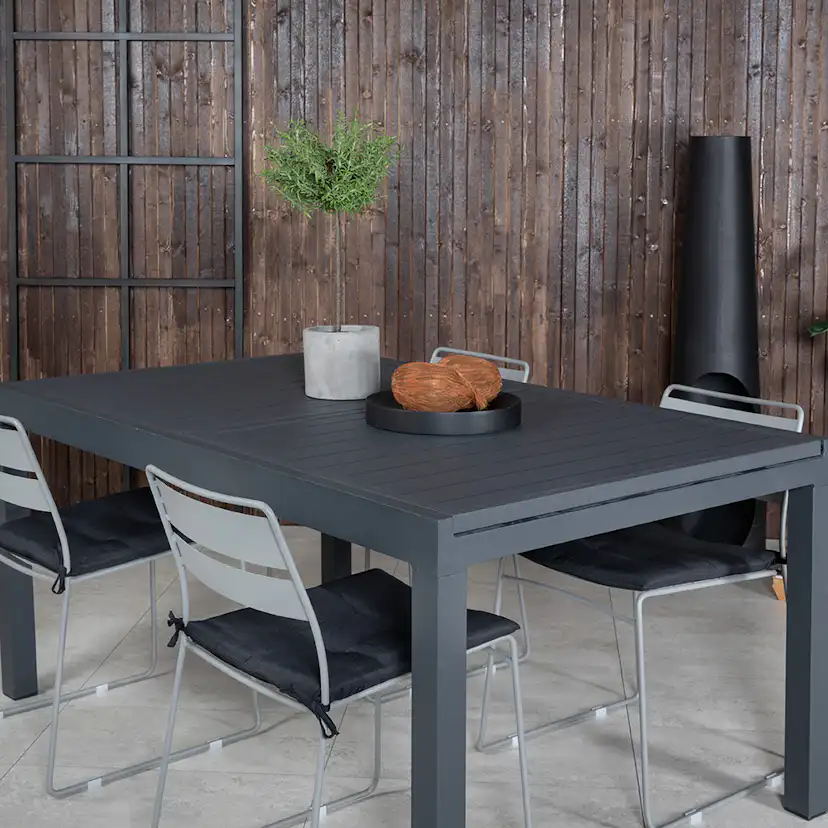 Matgrupp Venture Home Marbella med 4 Liva Stolar