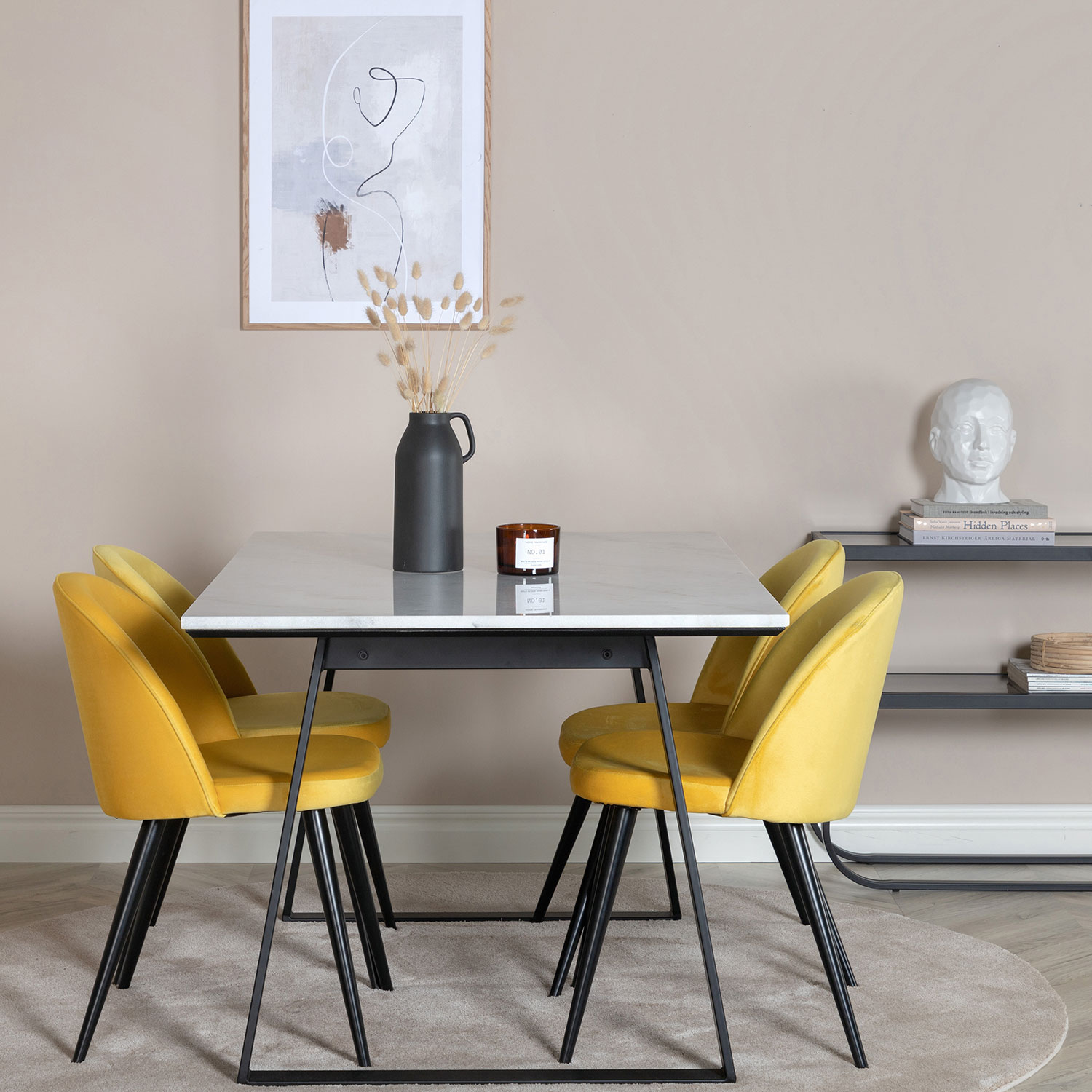 Matgrupp Venture Home Estelle med 4 Velvet stolar