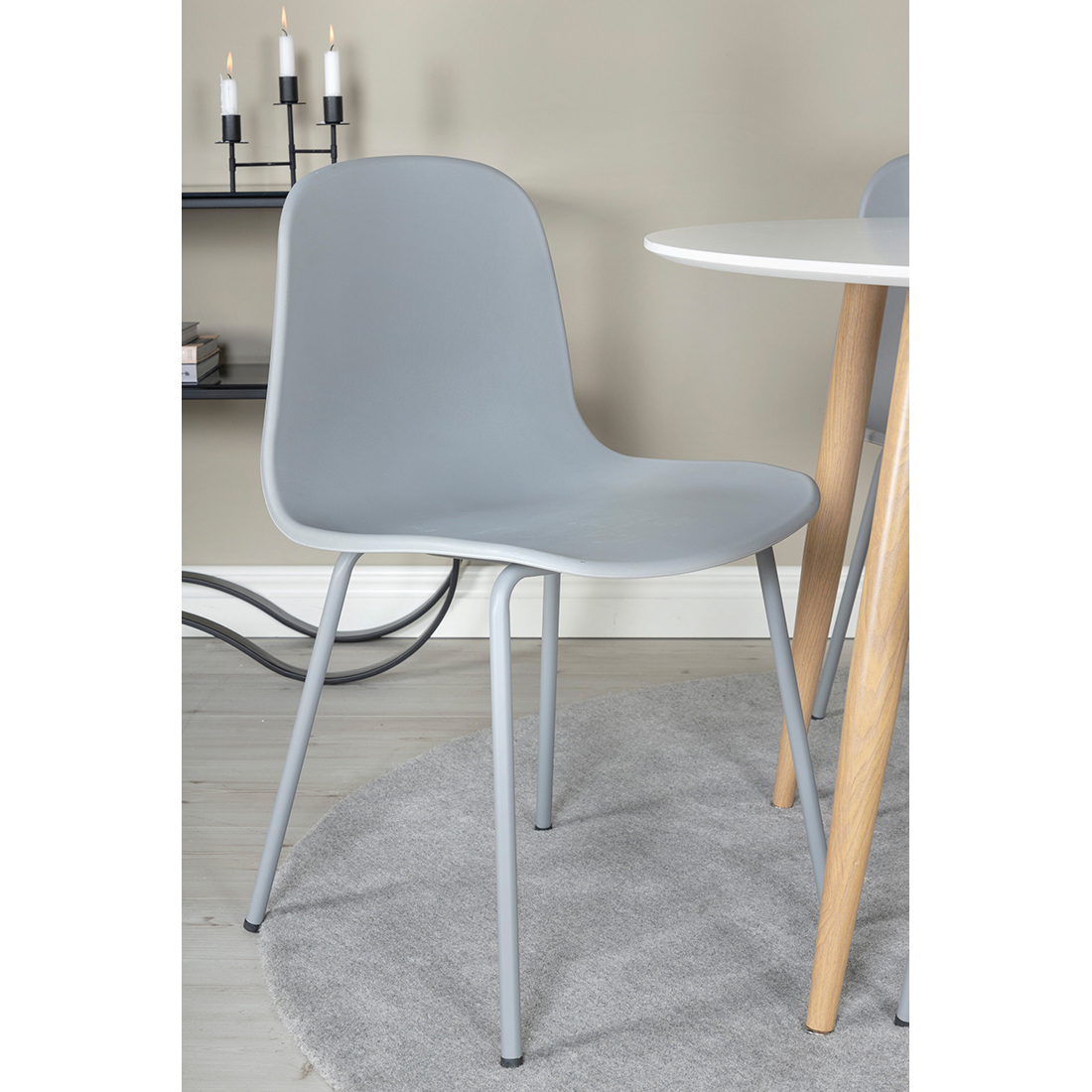 Matgrupp Venture Home Plaza Ø110 cm med 4st Arctic Matstolar