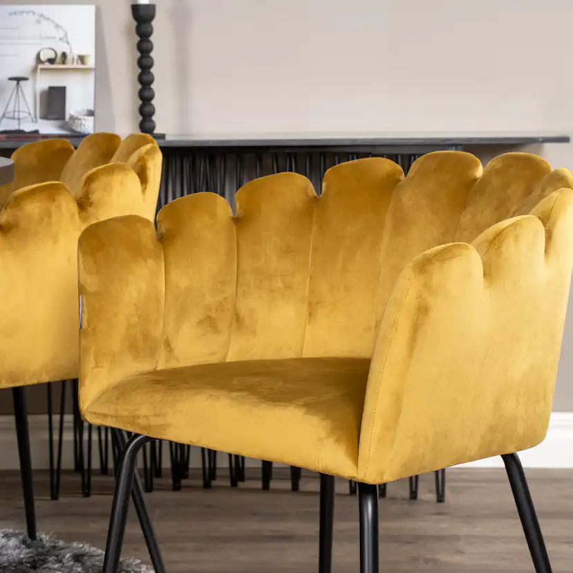 Matgrupp Venture Home Copenhagen med 6 Limhamn Guld Stolar