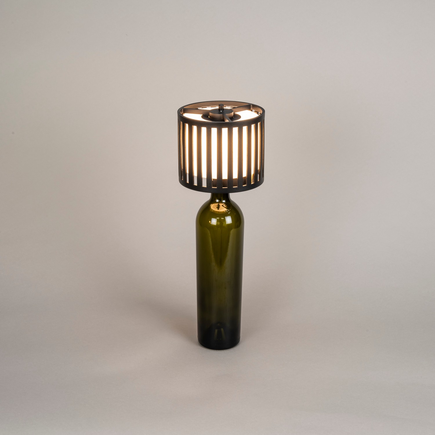 Bordslampa Gnosjö Konstsmide Bottle USB