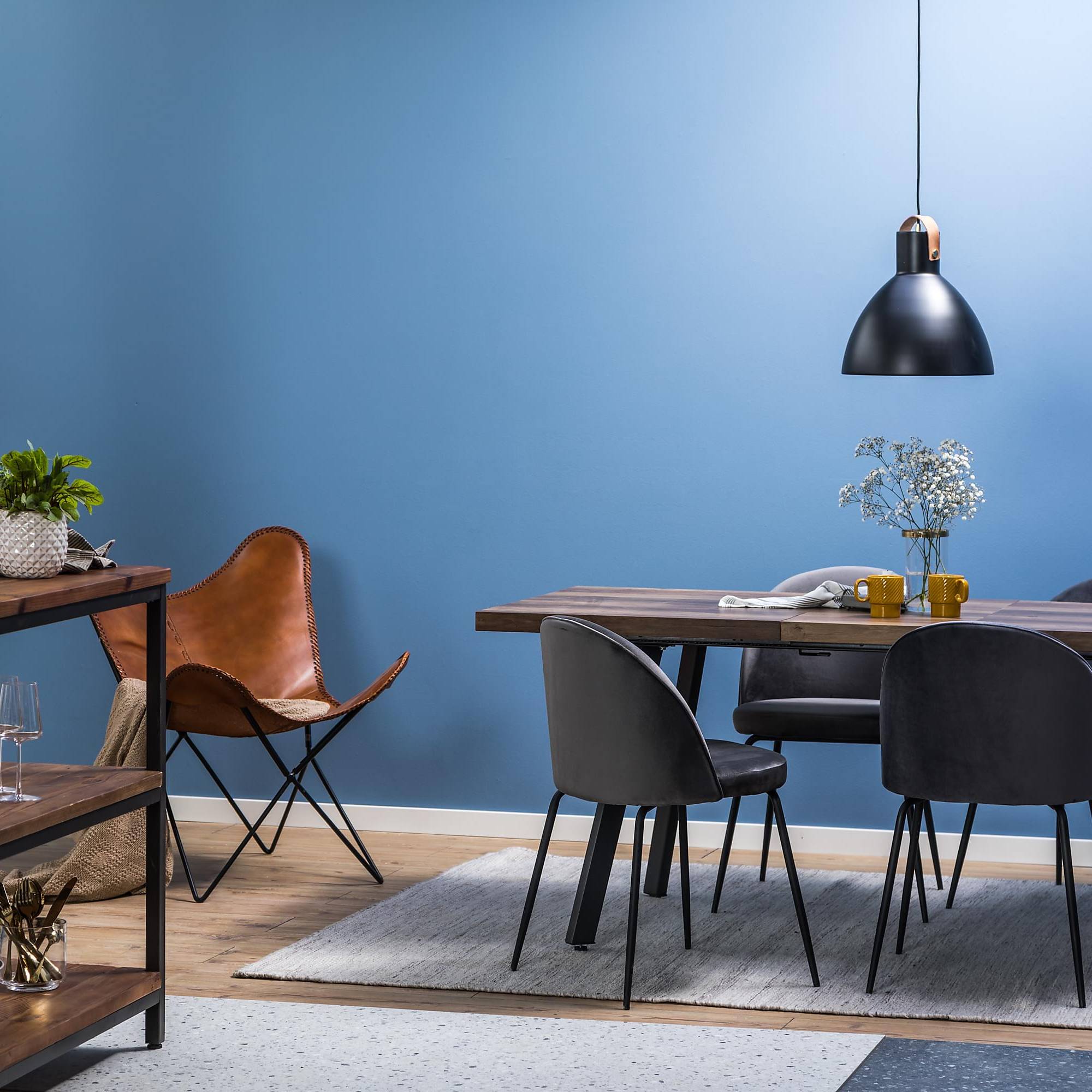 Matgrupp Basic Home Marcelen Rektangulärt Matbord 140-180 cm Förlängningsbart med 4 Felipe Matstol Grå/Svart/Natur