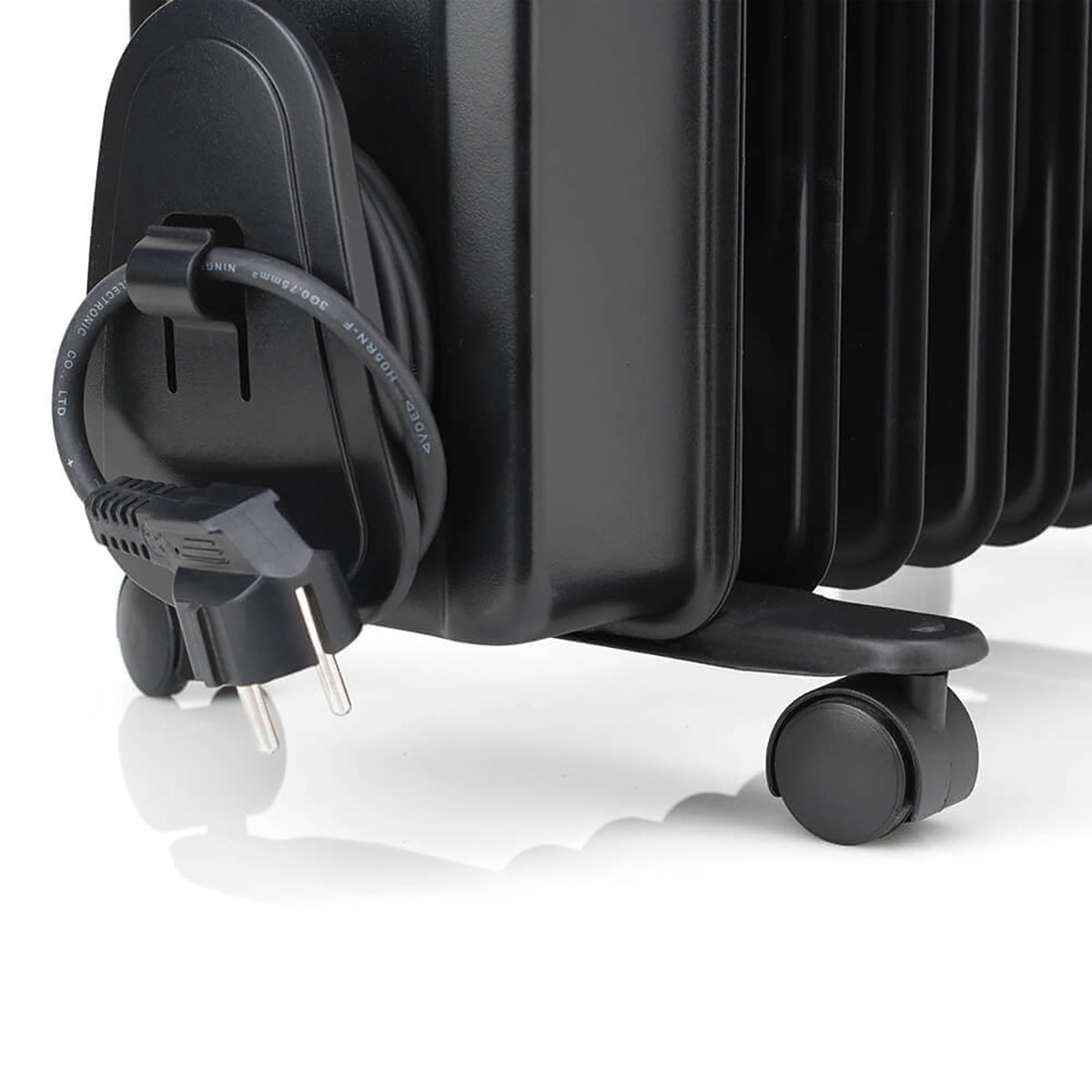 Element Black+Decker 2300W Oljeelement med Justerbar Termostat