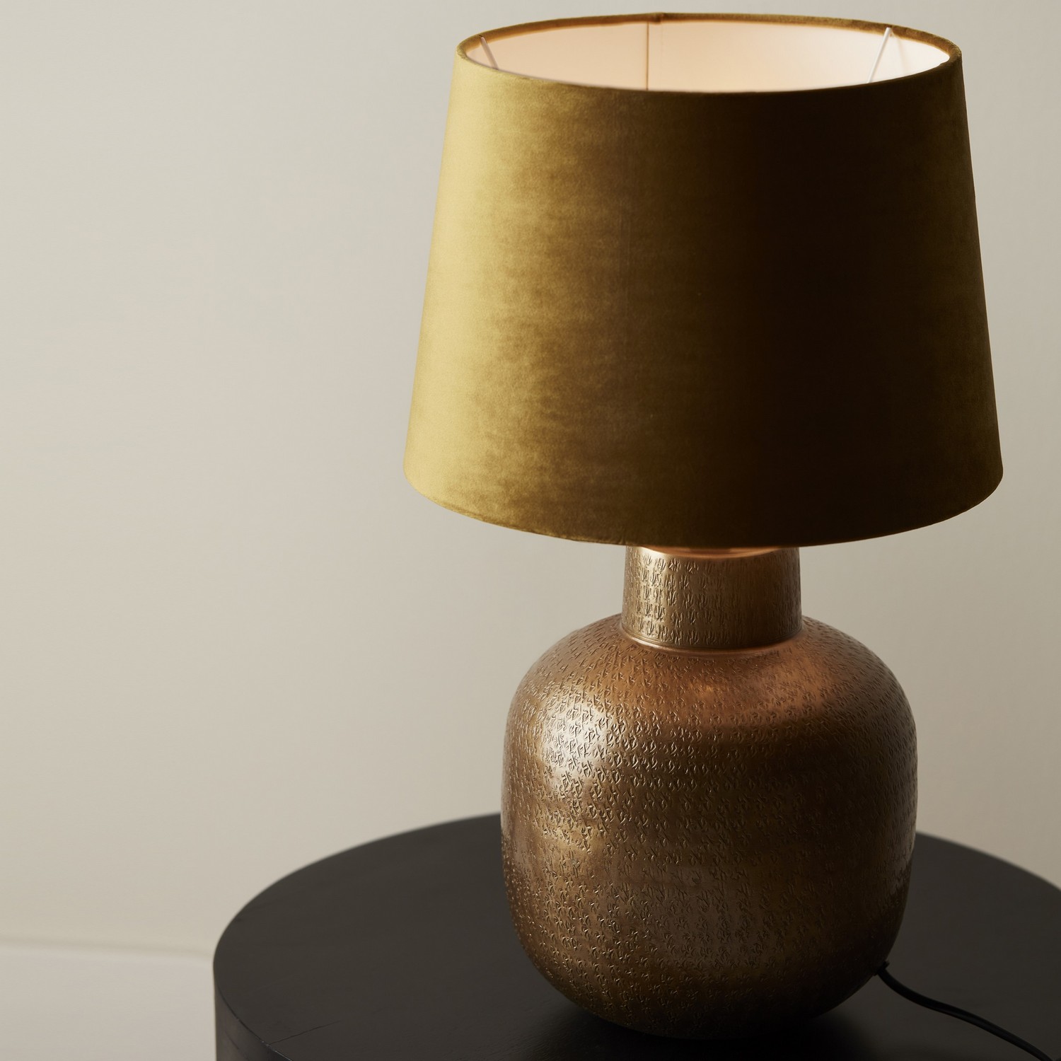 Lampfot PR Home Henry Mässing i Keramik