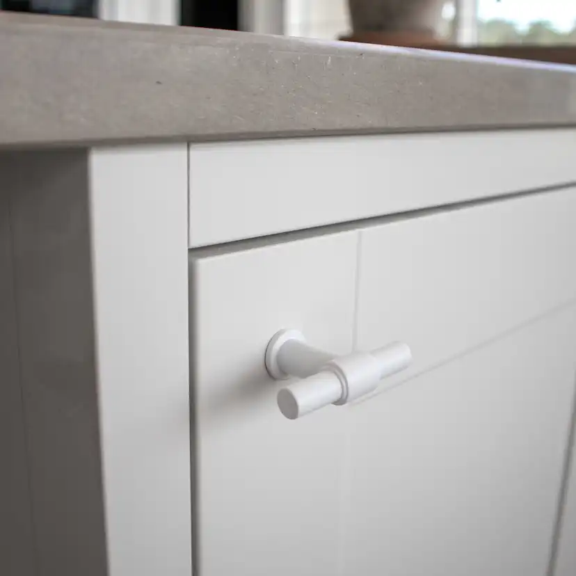 Knopp Beslag Design T-type
