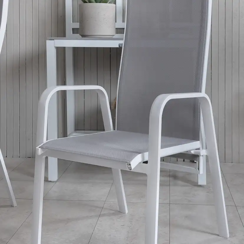 Matgrupp Venture Home Vyn Vit med 4 Curz Matstolar