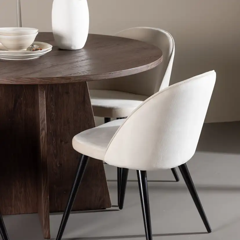 Matgrupp Venture Home Bootcut Ø110 med 4 st Velvet Stolar