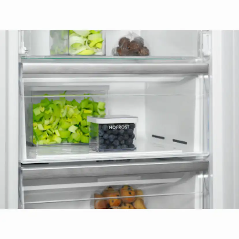 Frys Electrolux 700 NoFrost LUT7ME28W2