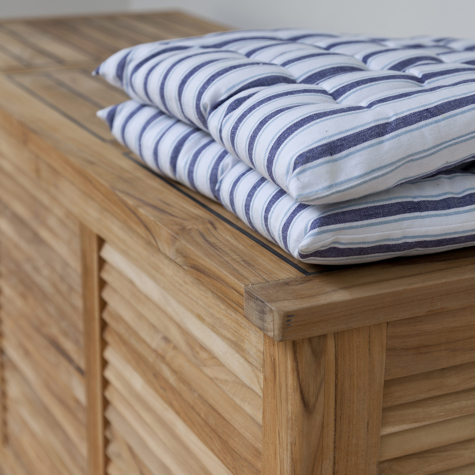Dynbox Cinas Volym Teak