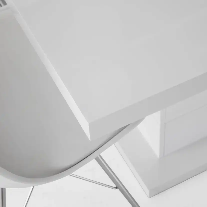 Matgrupp Concept 55 Ratliff Rektangulärt Matbord 120-160 cm Förlängningsbart med 4 Shell Matstol