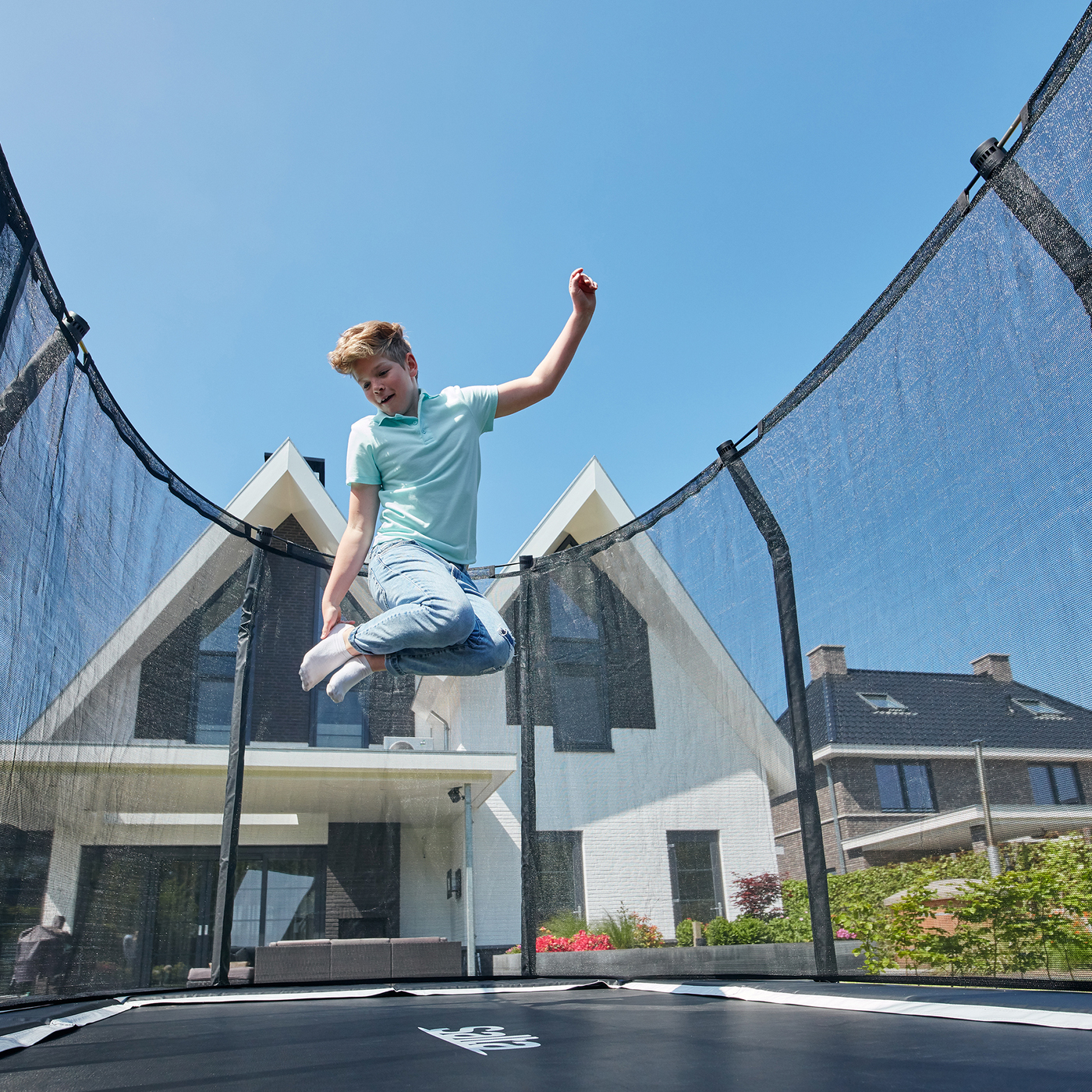 Studsmatta Salta Premium Ground inkl. säkerhetsnät 305x214 cm