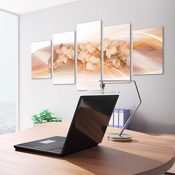 Tavla Arkiio An Orchid A Delicate decoration