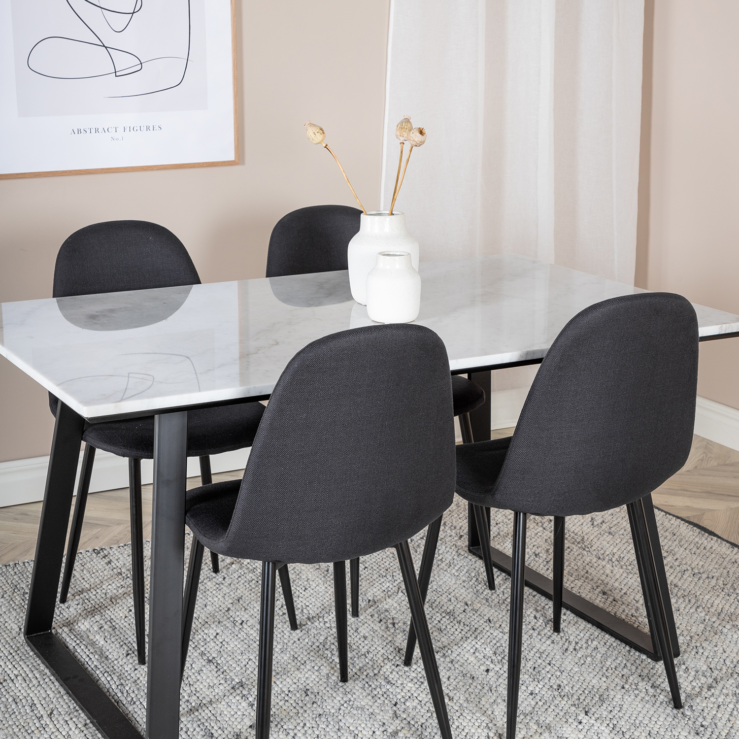 Estelle Table White / Black+Polar Chair - - Black Fabric_4 Vit/Svart