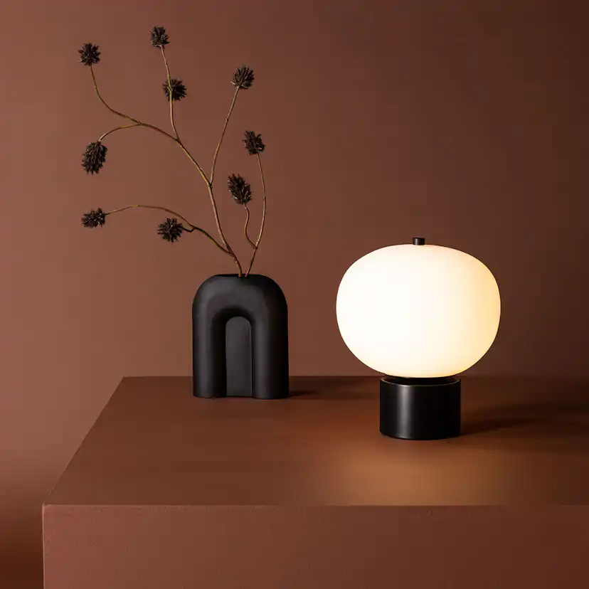 Bordslampa Venture Home Cholet