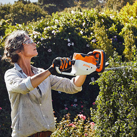 Häcksax STIHL HSA 56 med Batteri och Laddare