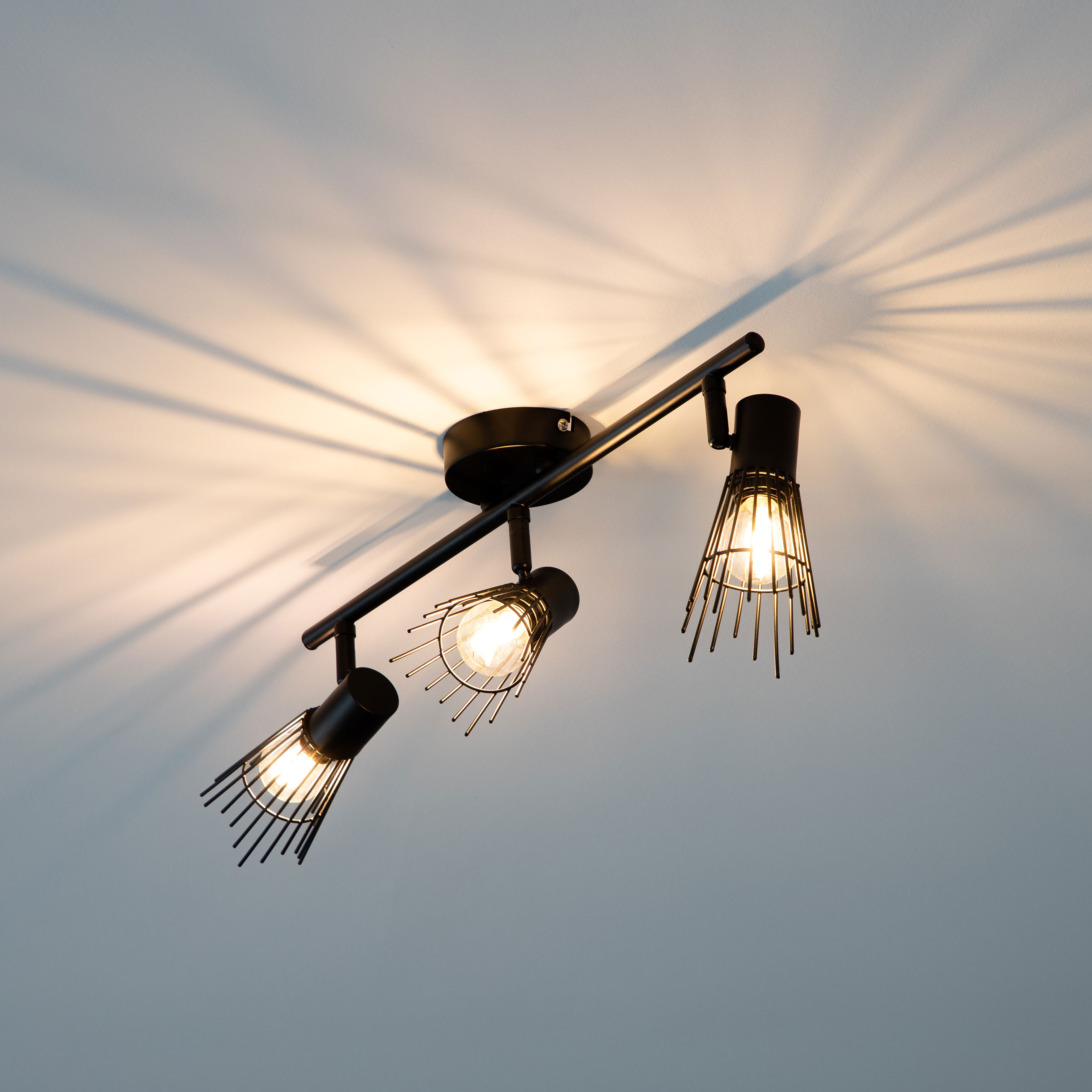 Vägglampa Venture Home Paris 3L