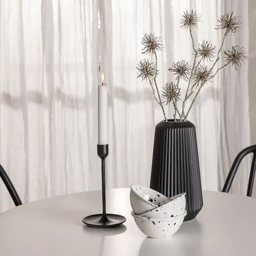 Matgrupp Venture Home Hamden Ø80 cm med 4 Dyrön stolar