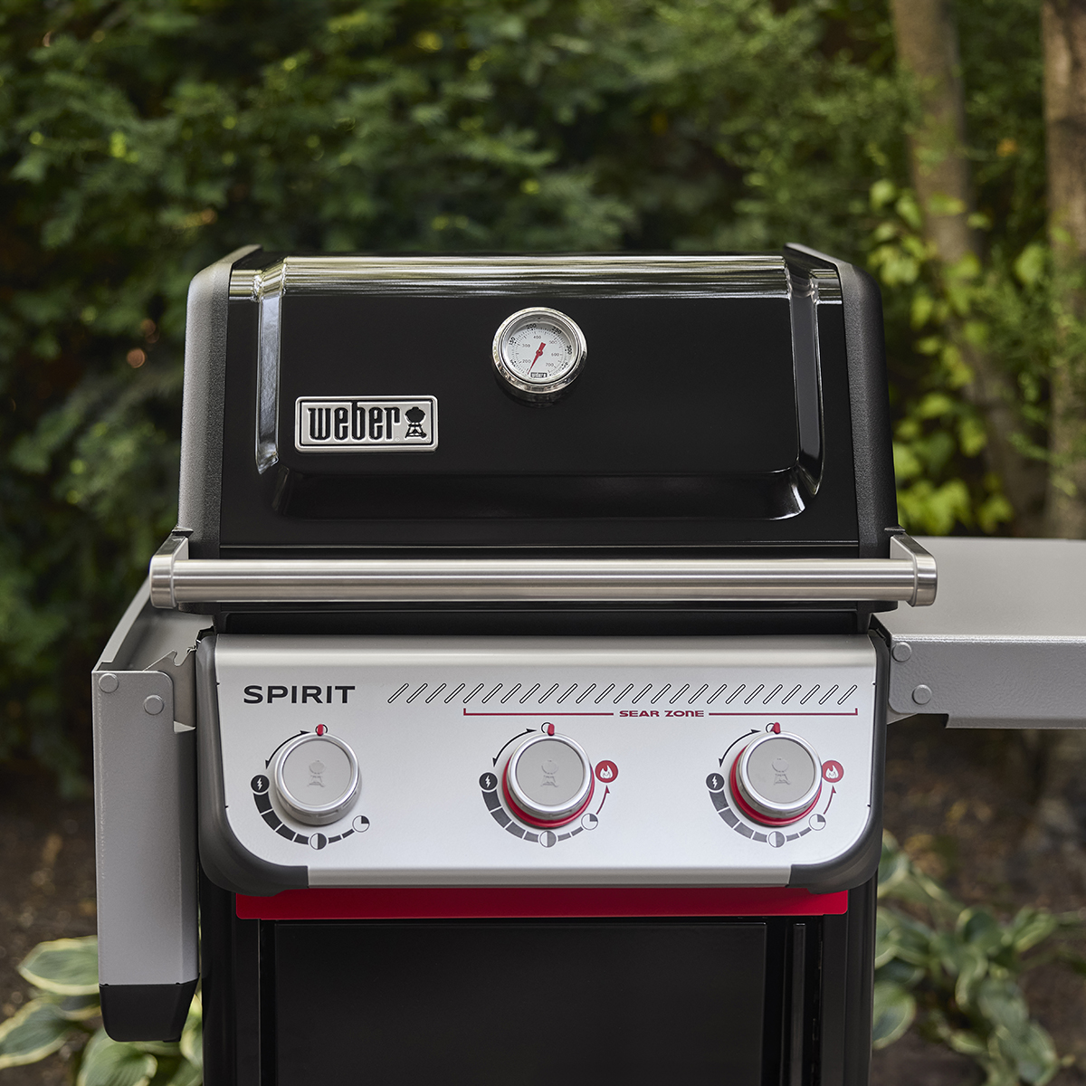 Gasolgrill Weber Spirit E-325 med 3 Brännare & Sear Zone