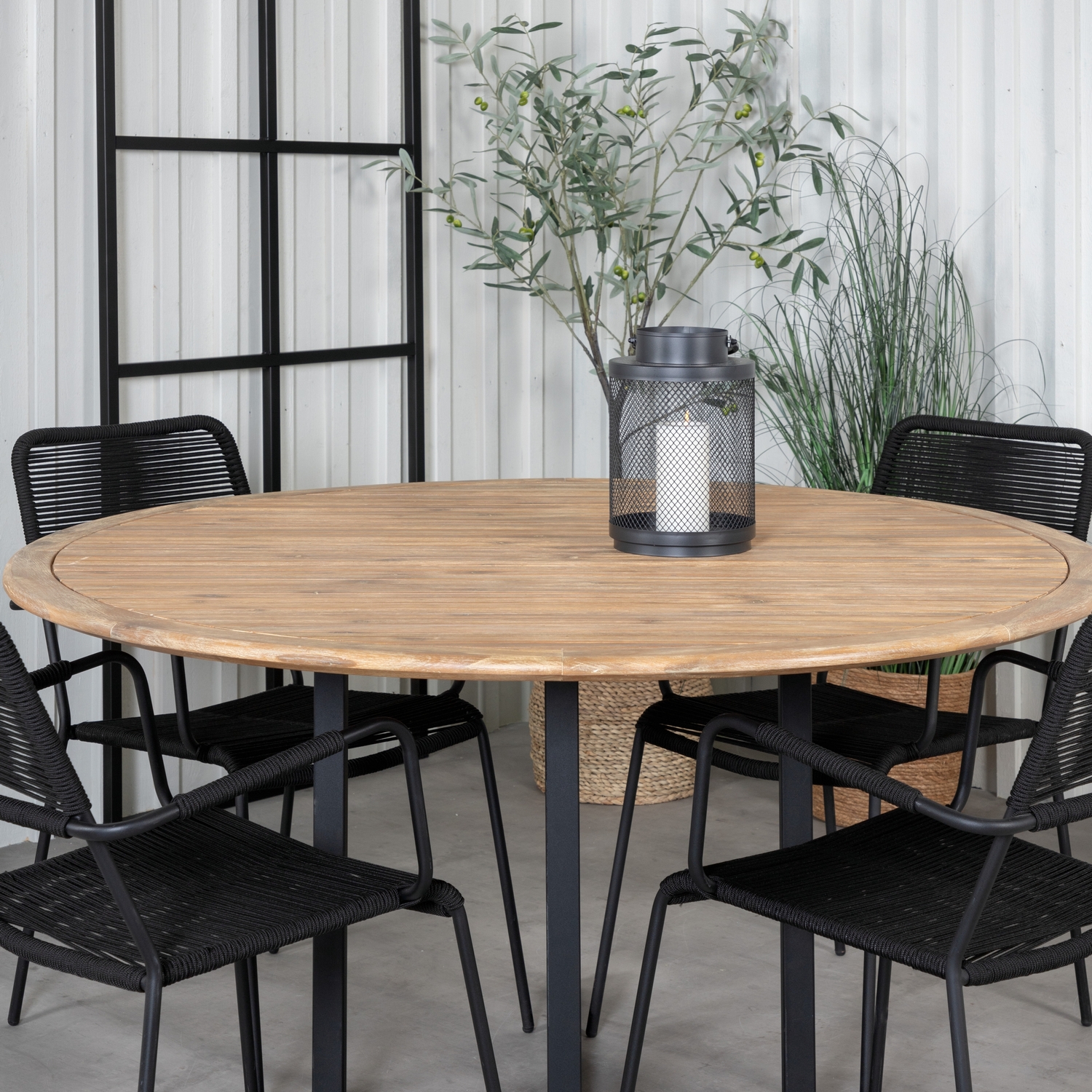 Matgrupp Venture Home Zurc med 4 Lumi Matstolar