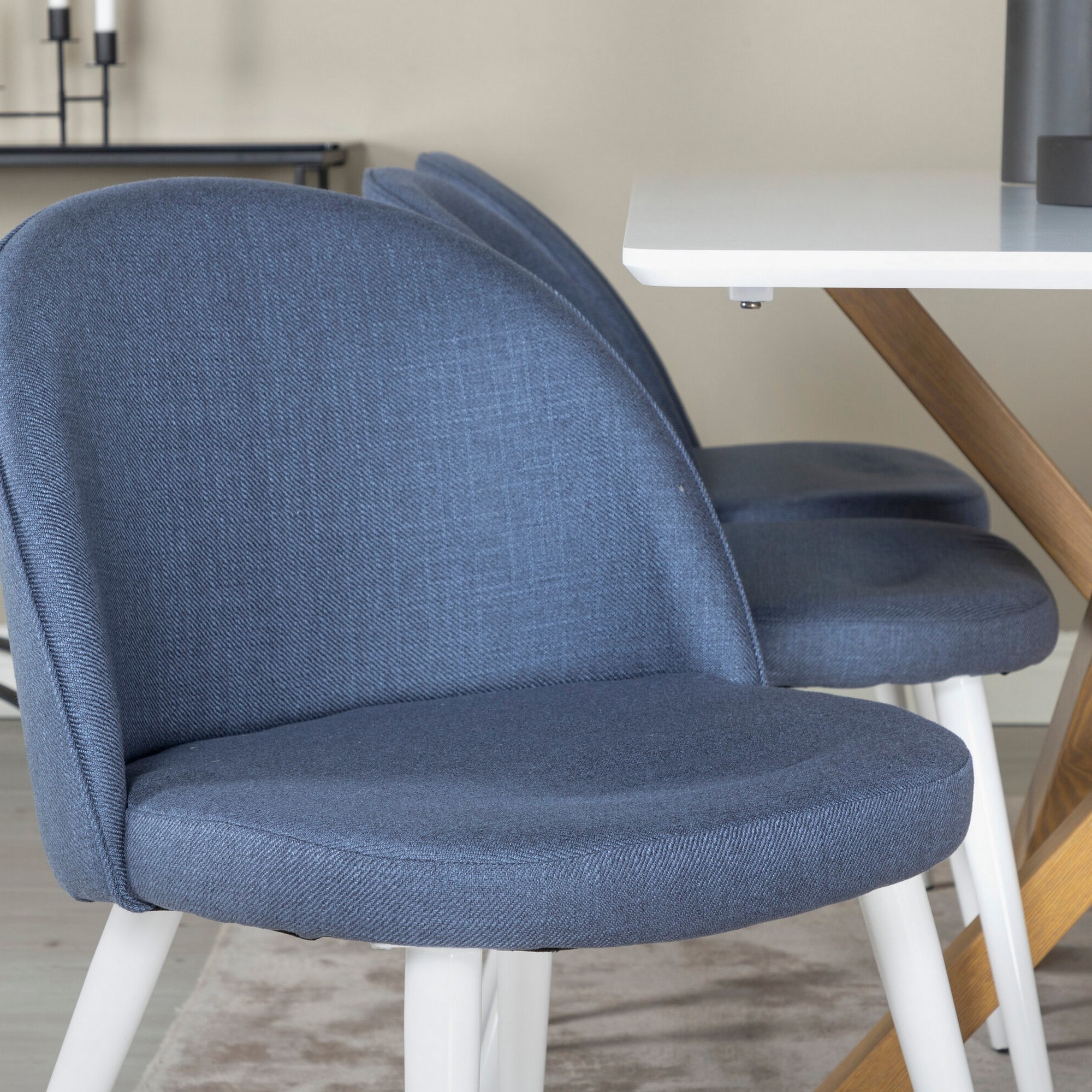 Matgrupp Venture Home Piazza med 6st Velvet Stolar