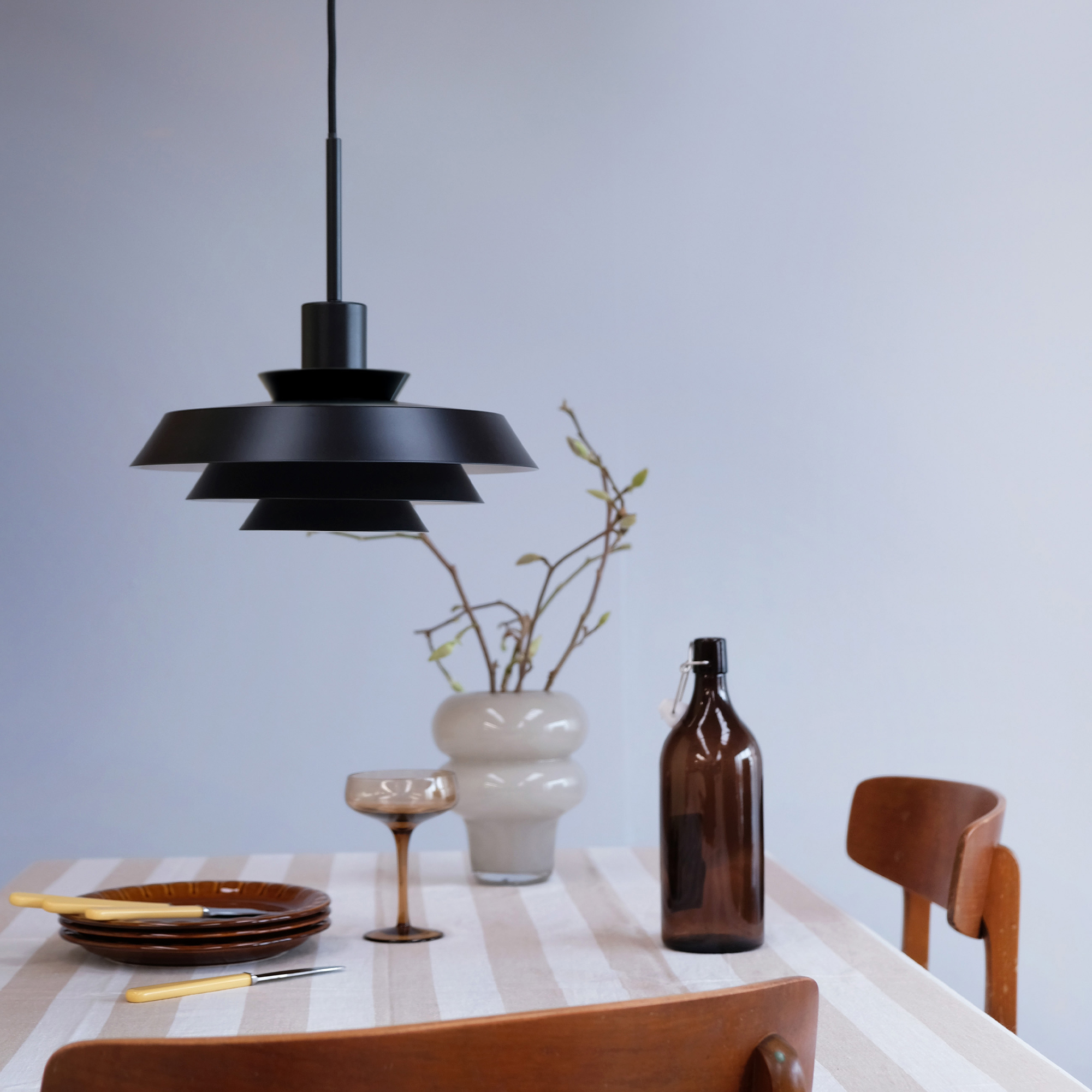 Taklampa Dyberg Larsen Pendel DL30