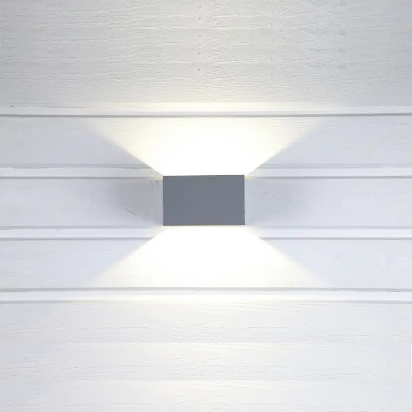 Väggarmatur Hide-a-lite Case Wall