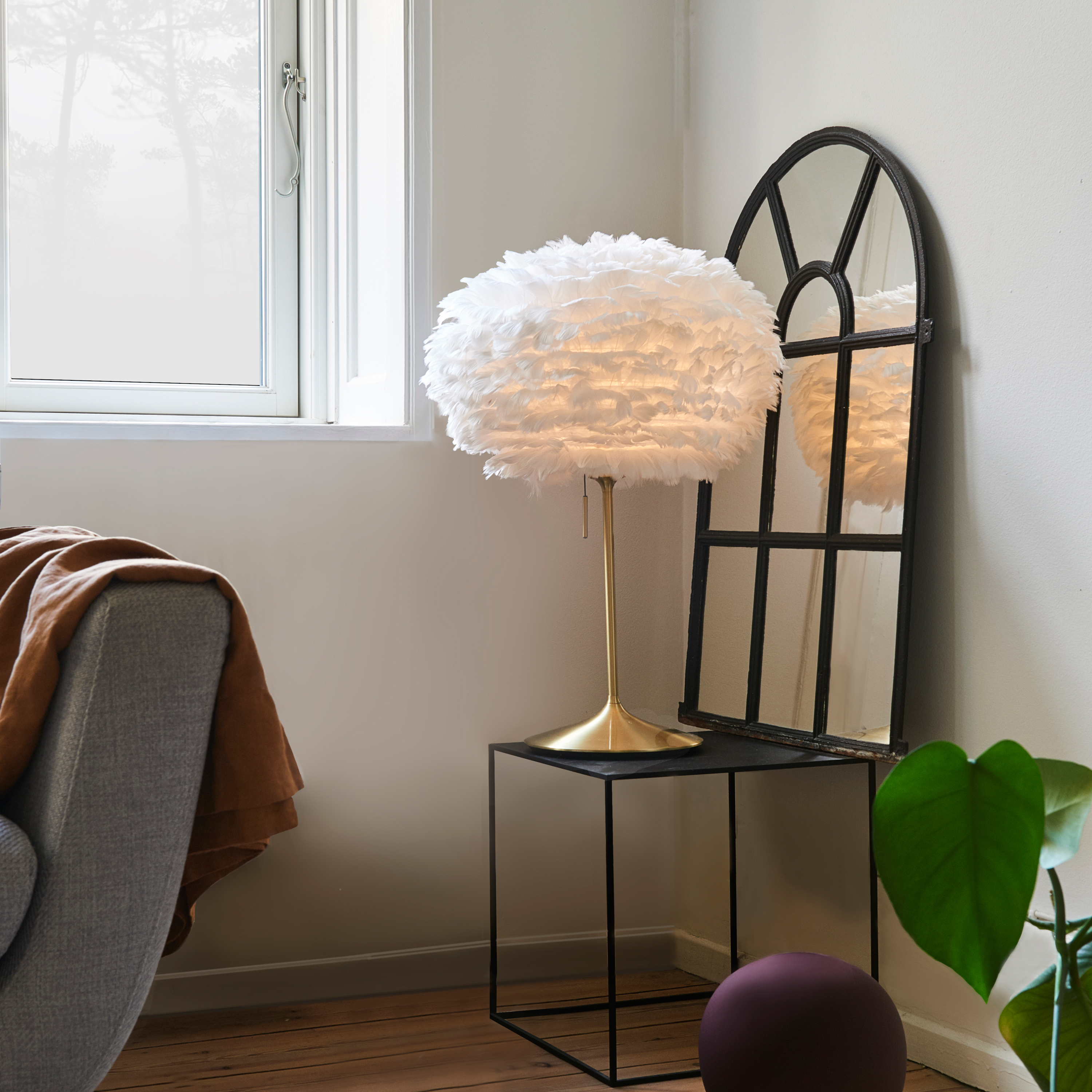 Bordslampa UMAGE Champagne