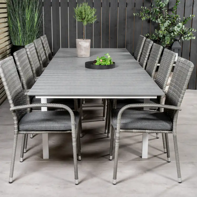Matgrupp Venture Home Lova 224/324 med 10 Asta Karmstolar