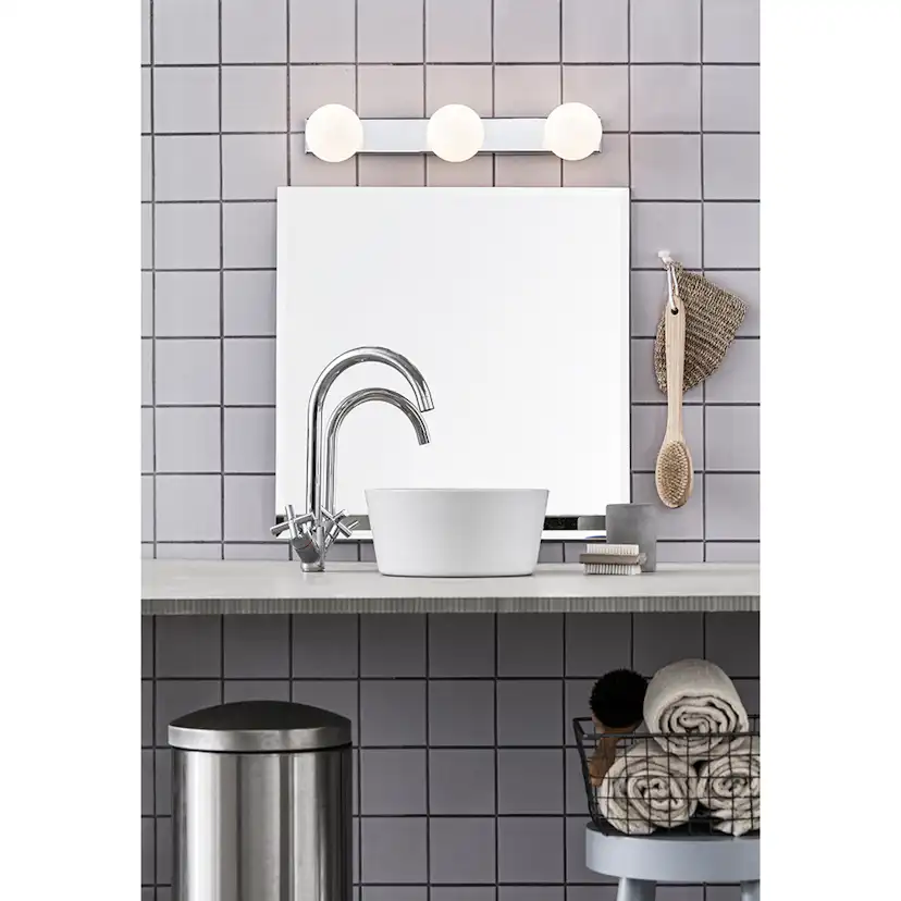 Vägglampa Markslöjd Mini Krom/Opal Badrumslampa