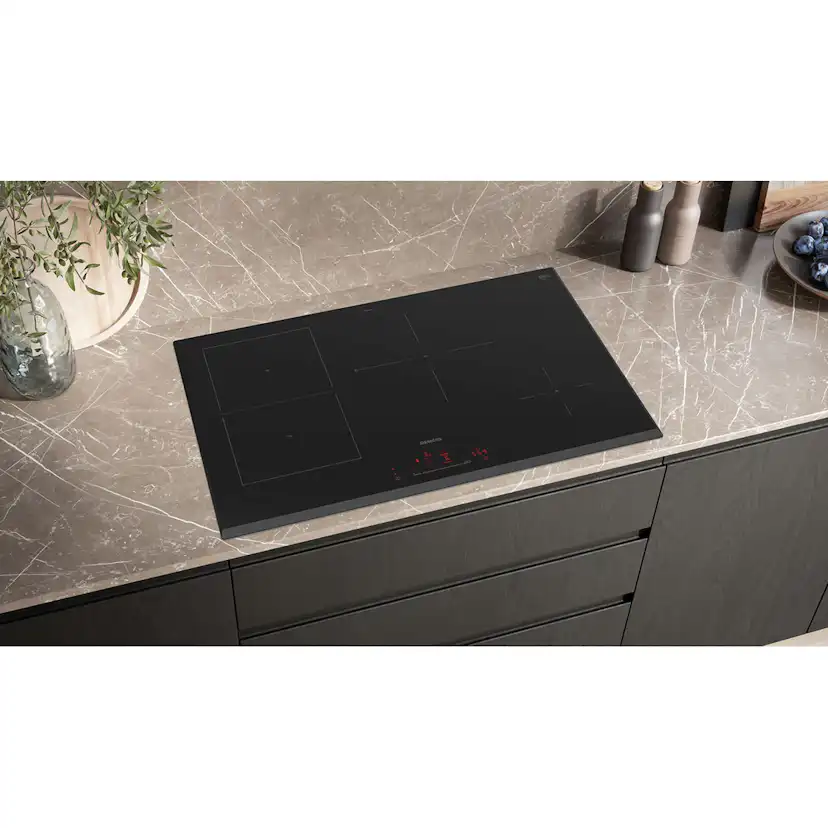Induktionshäll Siemens iQ500 ED851HSB1E