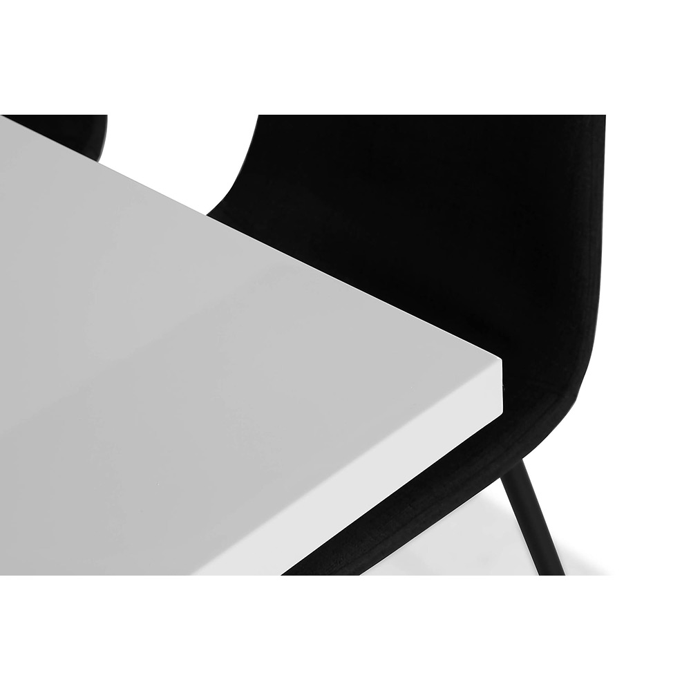 Matgrupp In Living Cesi 140 med 4 Nibe Stolar