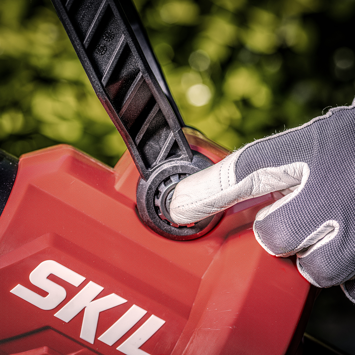 Lövblås/-Sug SKIL 0350 CA Kolborstfri Batteridriven