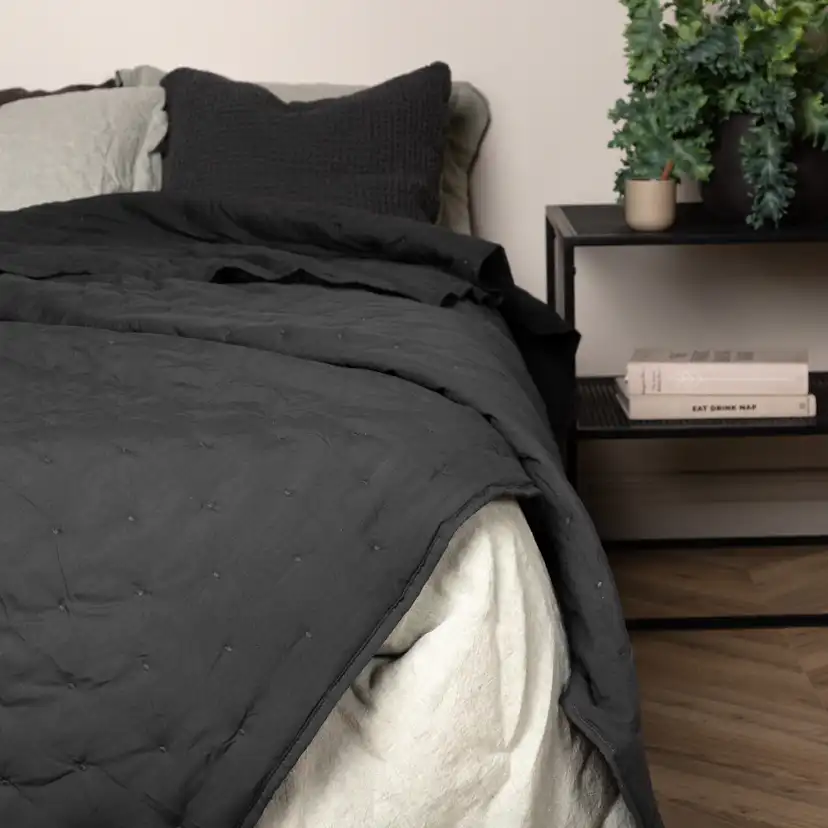 Sally Bedspread Microfiber - Antracit / - 150*250 Antracit, Mått: 250x150 cm