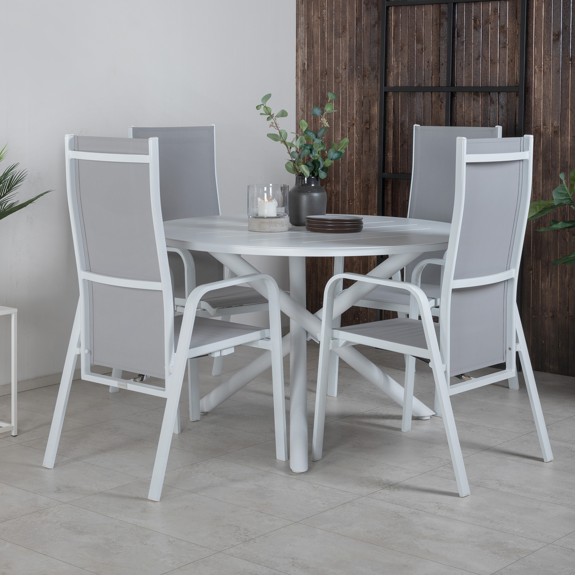 Matgrupp Venture Home Ande med 4 Cubb Recliner Matstolar