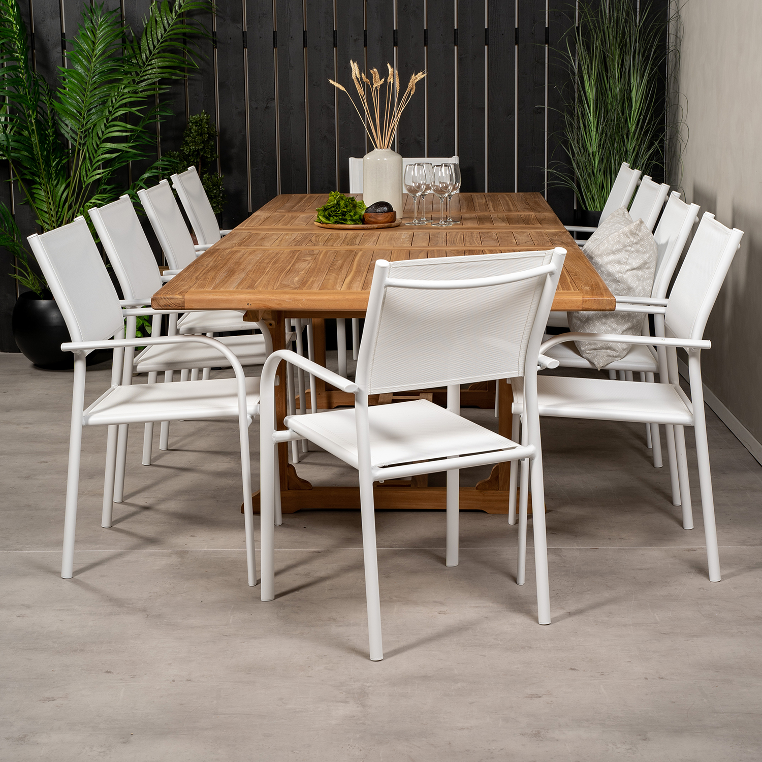 Matgrupp Venture Home Kenya 195-295x110 Teak med 10 Santorini Karmstolar