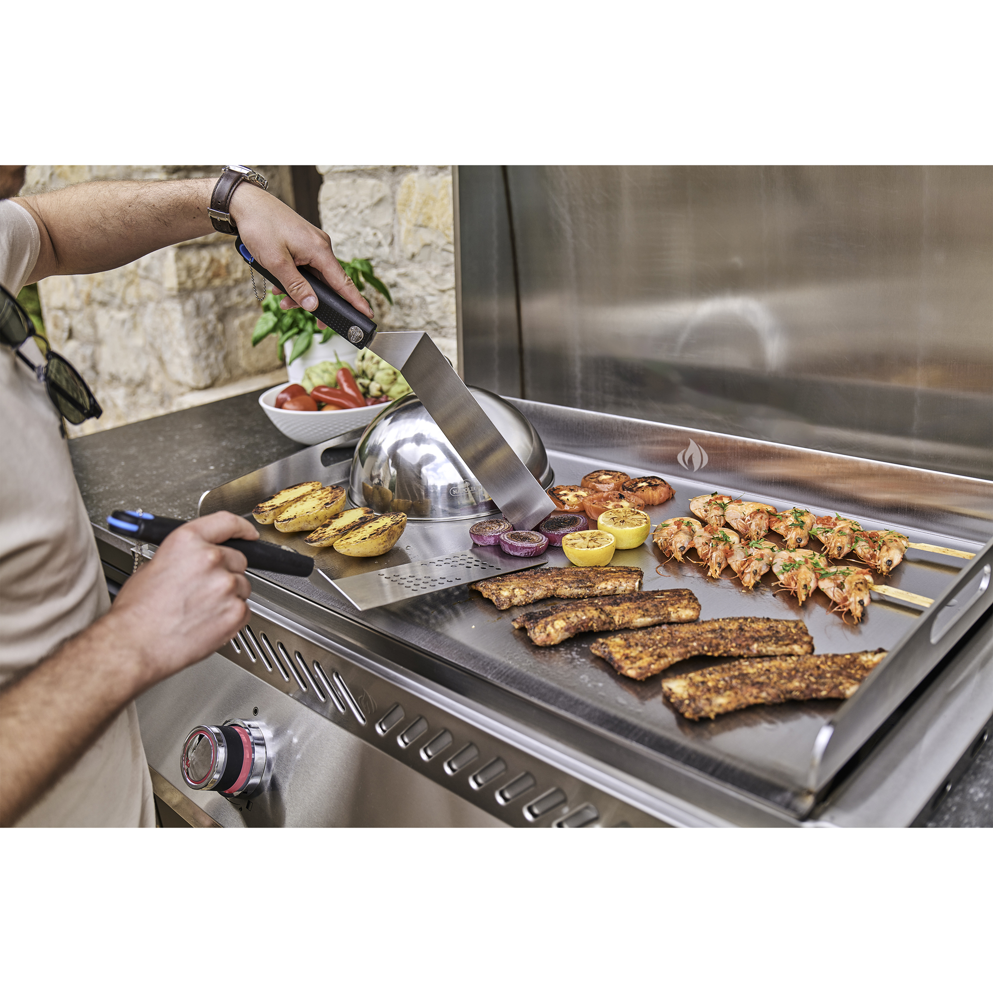 Gasolgrill Napoleon BIG32FTP Planchan