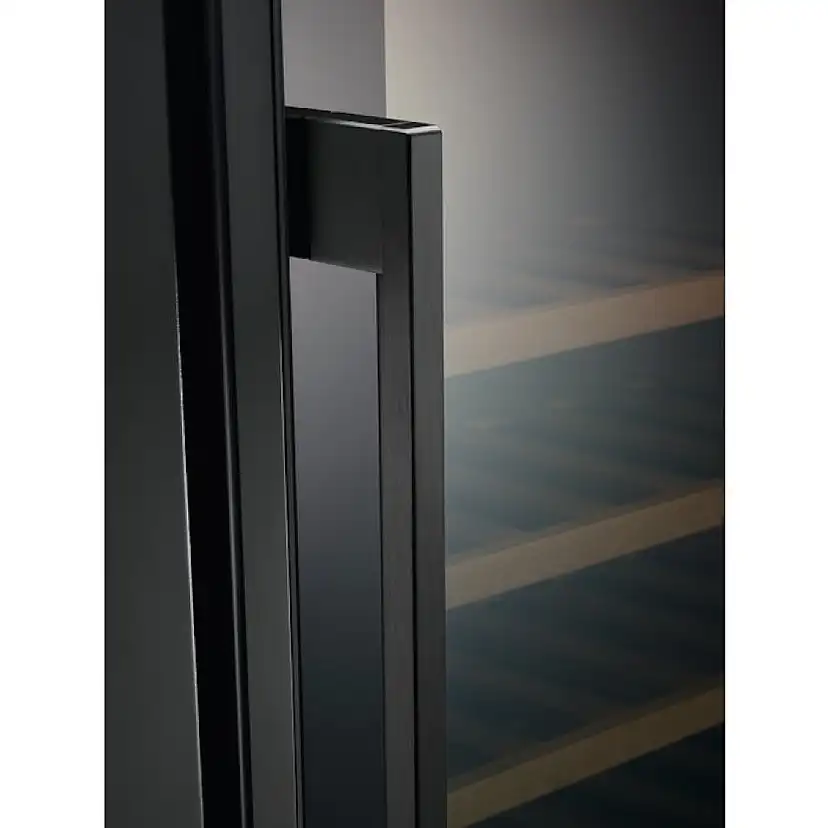Vinkyl inbyggnad Electrolux EWS4052B5B