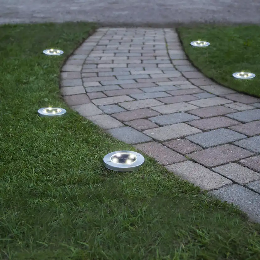 Solcellslampa Star Trading Lawnlight LED Utebelysning 3-pack