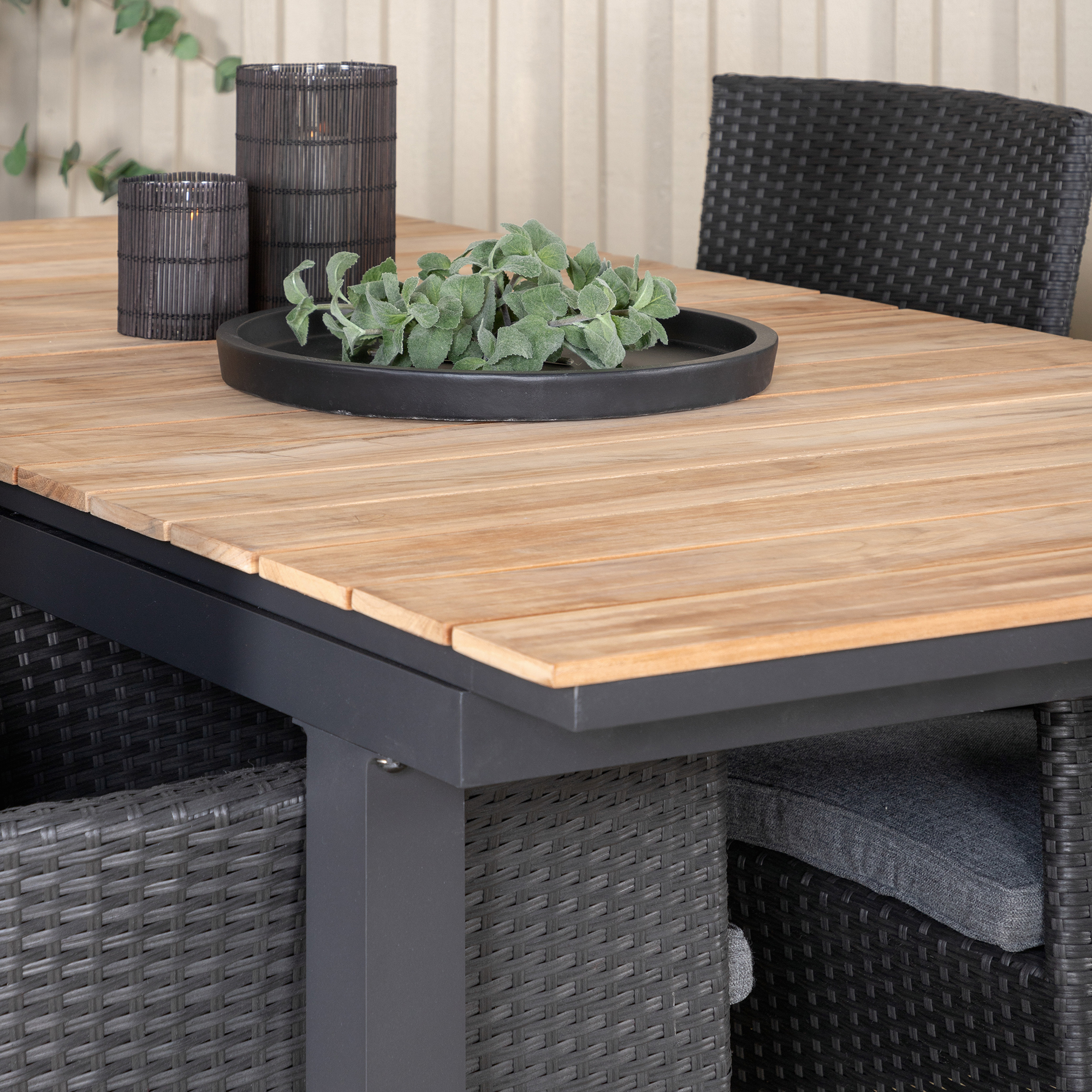 Matgrupp Venture Home Meya 160/240 med 4 Milwa Stolar