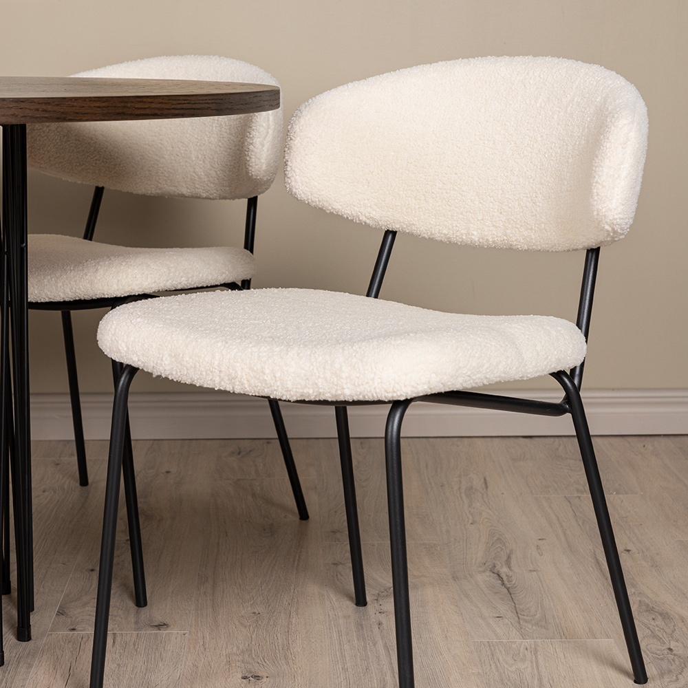 Matgrupp furniture/fashion Stone med 4 Chico Stolar Runt