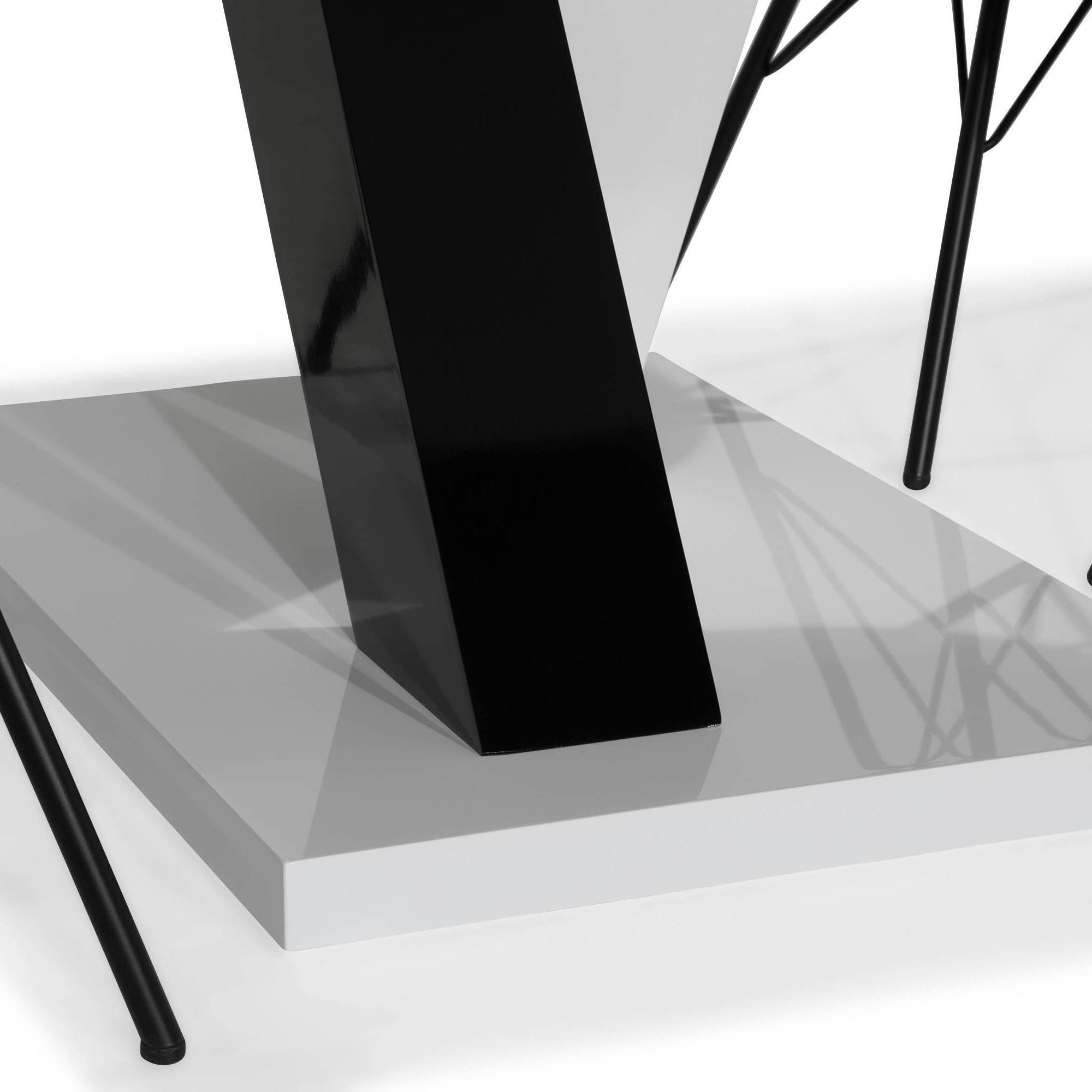 Matgrupp Scandinavian Choice Cesi Rektangulärt Matbord 140 cm med 4 Shell Matstol