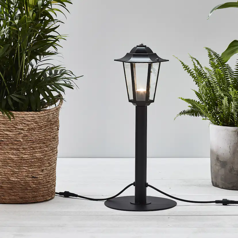 Lykta Markslöjd Garden 24 Svart LED Utebelysning i Metall