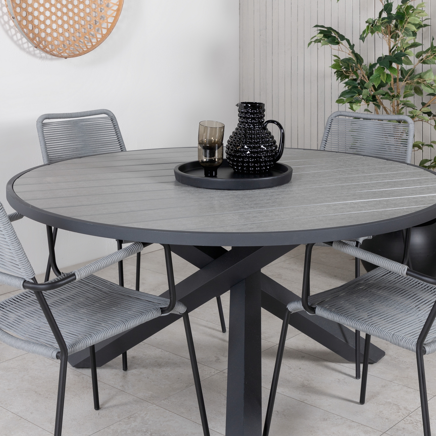 Matgrupp Venture Home Pincy med 4 Leon Matstolar