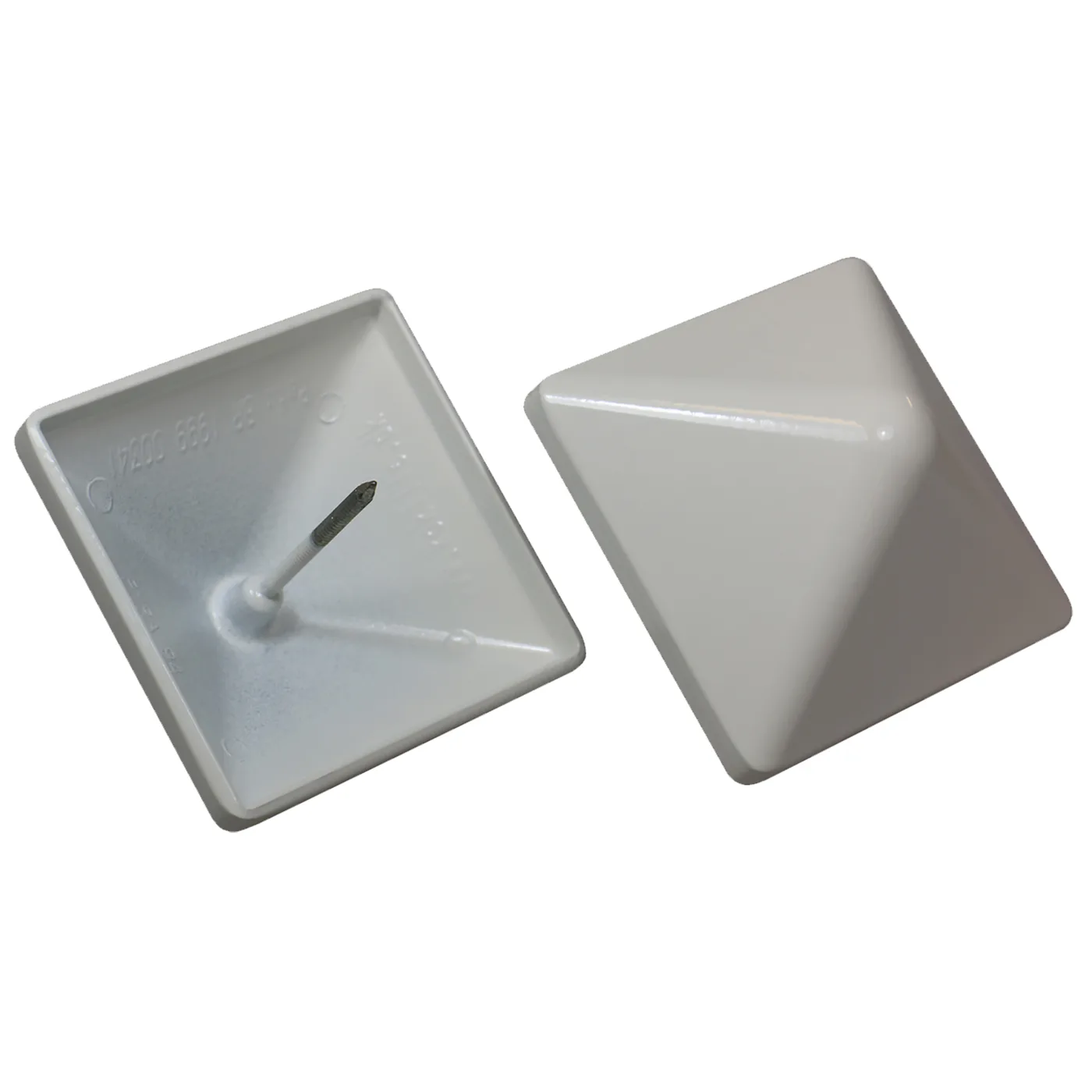 PYRA 104, vit aluminiumtopp 104x104 mm