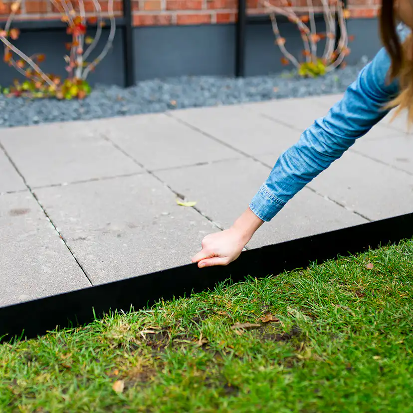 Rabattkant Skotte Garden 26x200 cm 12-Pack Svart Stål