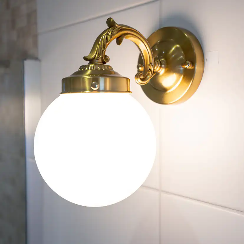 Vägglampa Vesani Rosendal