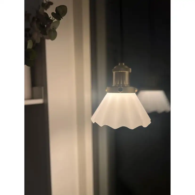 Fönsterlampa PR Home August Veckad