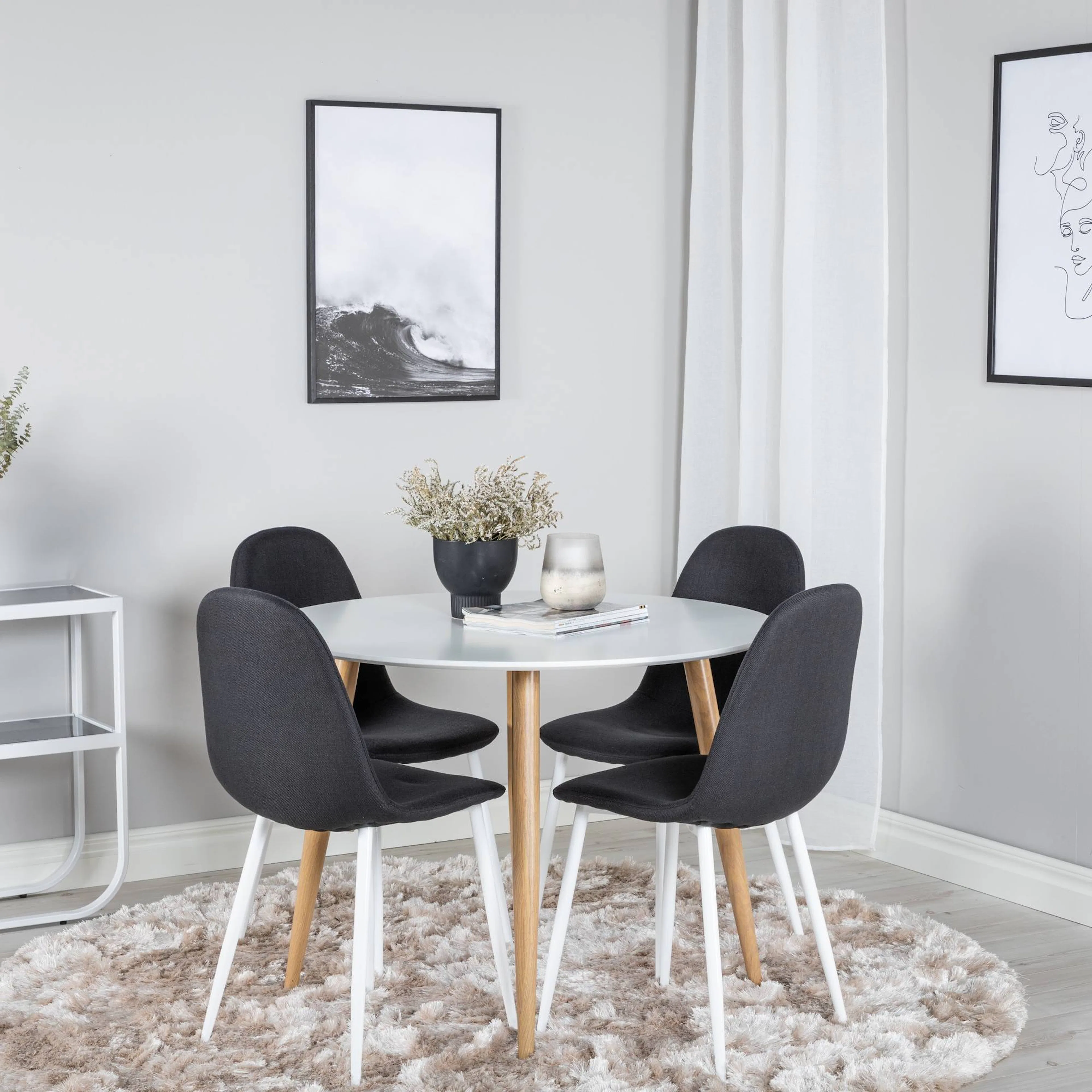 Matgrupp Basic Home Pelle Runt Matbord 100 cm med 4 Ypas Matstol