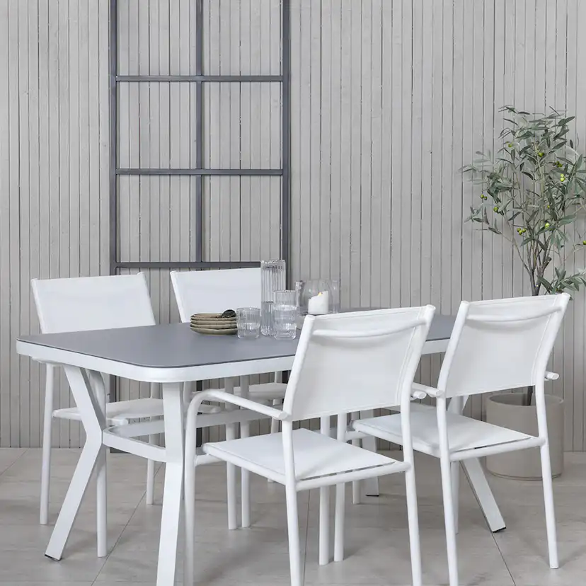 Matgrupp Venture Home Vyn Vit med 4 Samba Stapelbara Matstolar