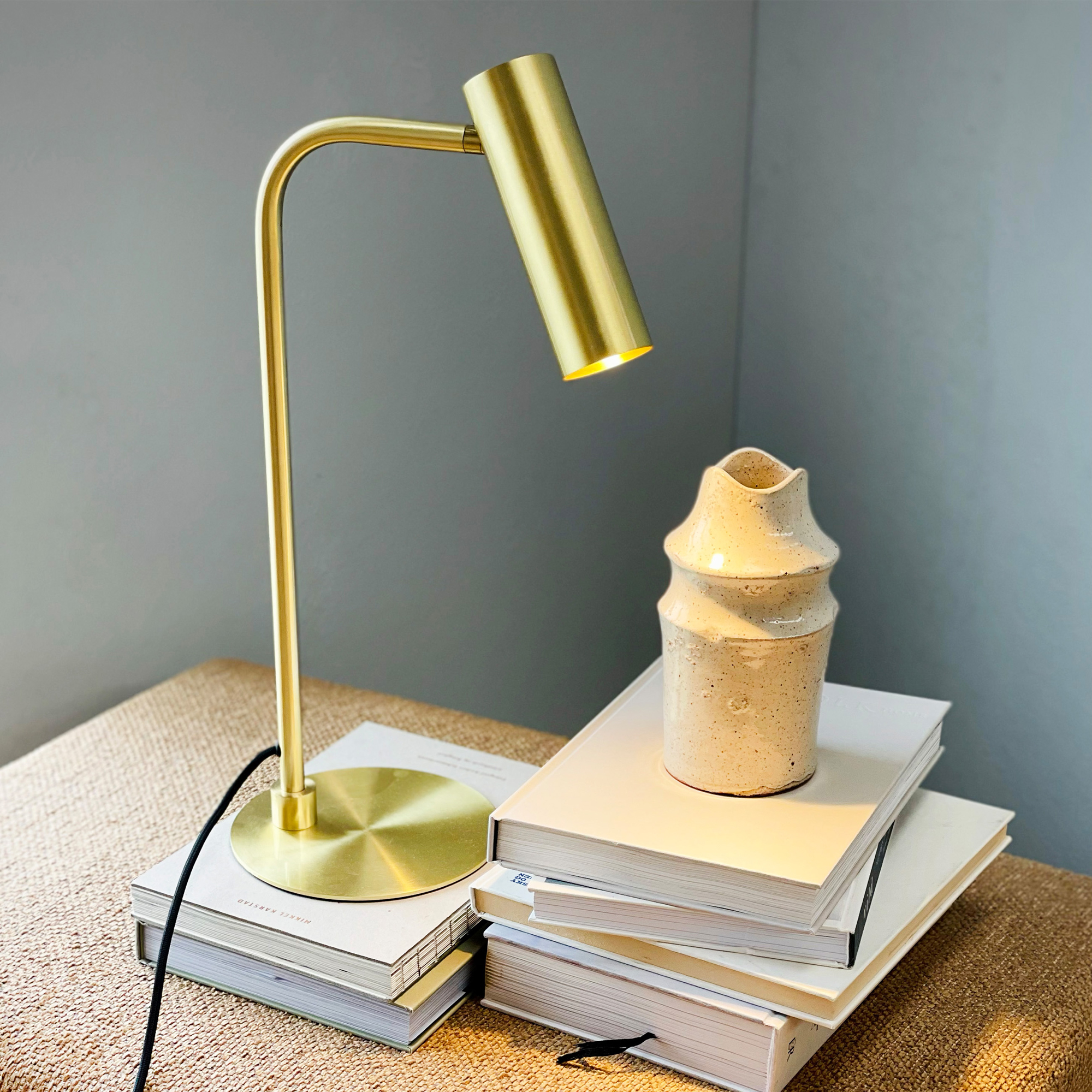 Bordslampa Dyberg Larsen Skagerrak